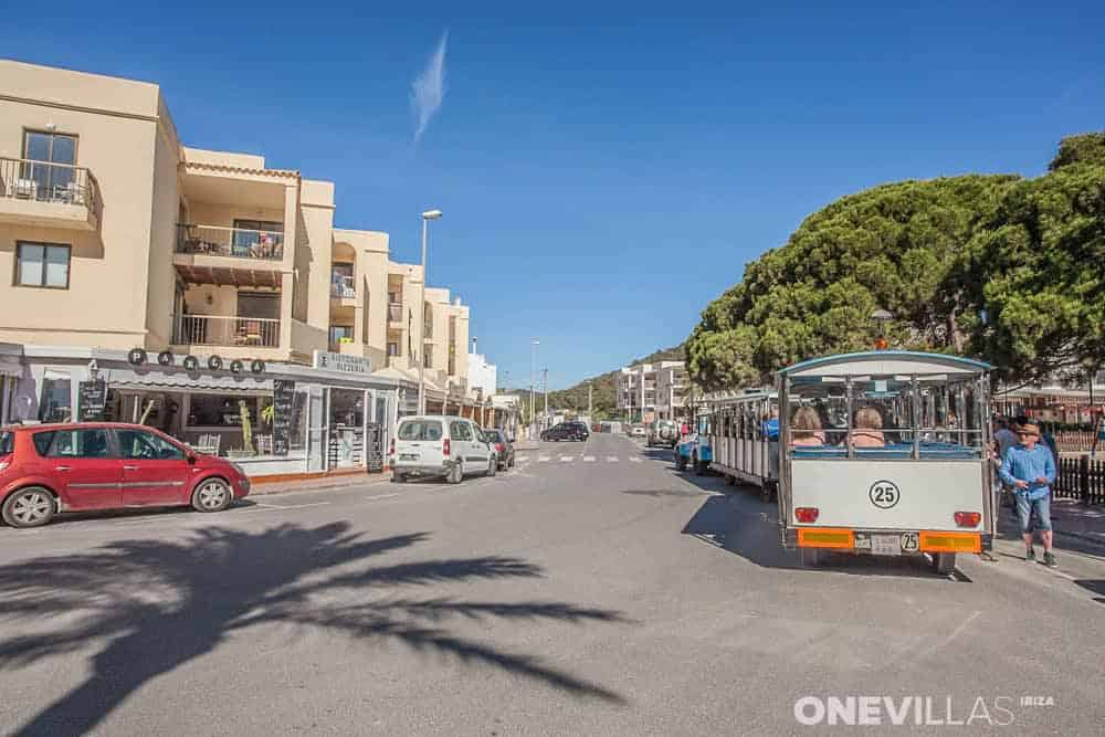 Cala Llonga Ibiza